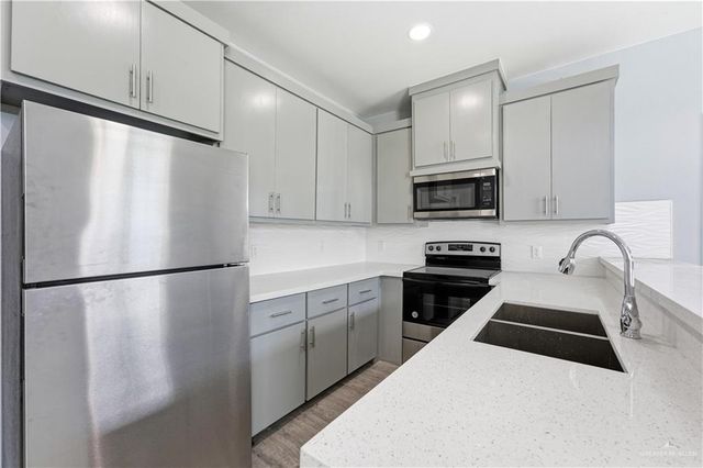 12720 N 33rd Lane, Mcallen, TX 78504