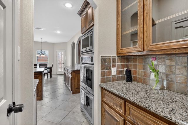 5817 Pine Flat Court, Fort Worth, TX 76179