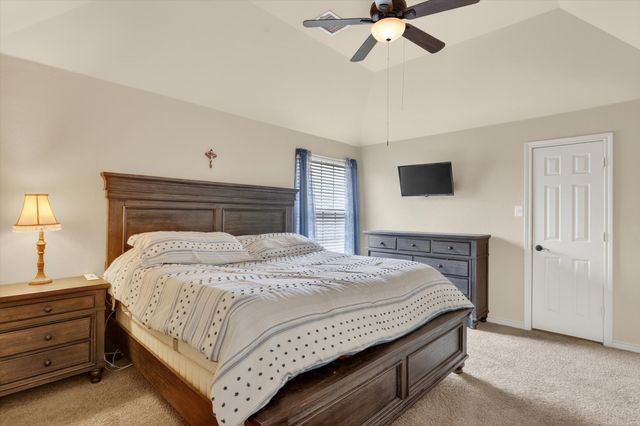 5817 Pine Flat Court, Fort Worth, TX 76179