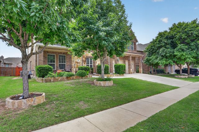 5817 Pine Flat Court, Fort Worth, TX 76179
