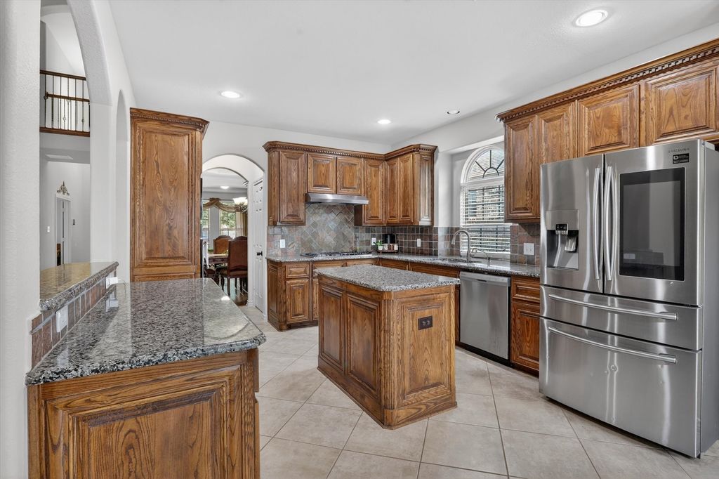 5817 Pine Flat Court, Fort Worth, TX 76179