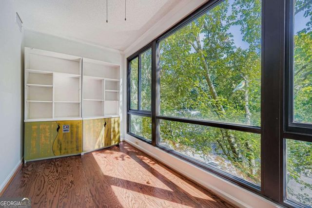 1800 Clairmont Lake A325, Decatur, GA 30033