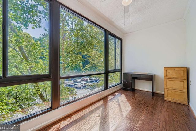 1800 Clairmont Lake A325, Decatur, GA 30033