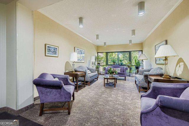 1800 Clairmont Lake A325, Decatur, GA 30033