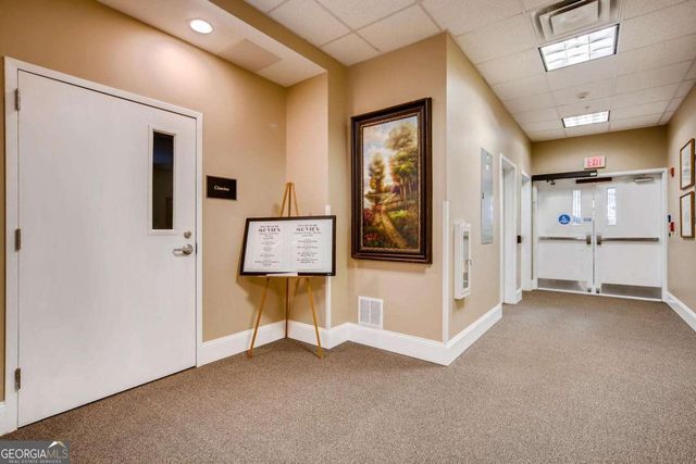 1800 Clairmont Lake A325, Decatur, GA 30033