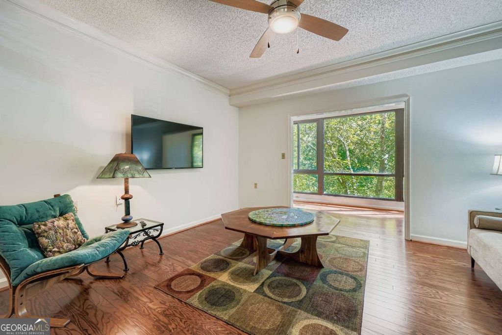 1800 Clairmont Lake A325, Decatur, GA 30033