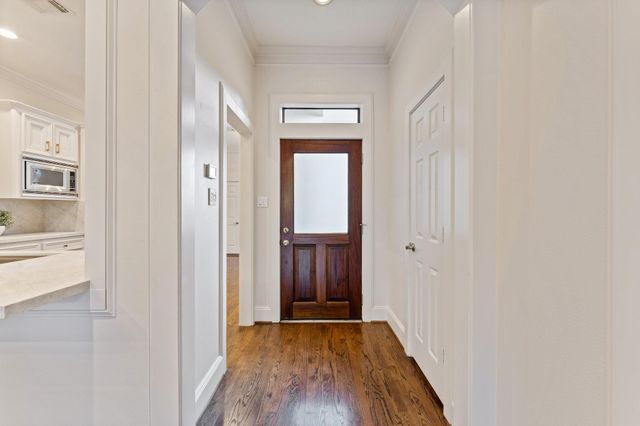 5422 Gibson Street A, Houston, TX 77007