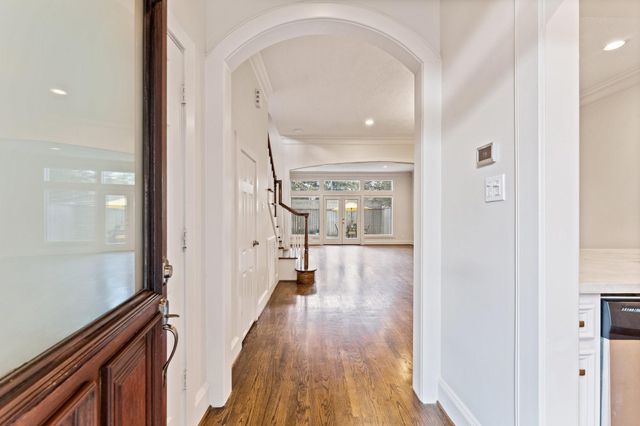 5422 Gibson Street A, Houston, TX 77007