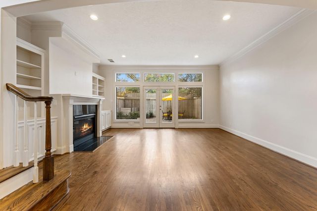 5422 Gibson Street A, Houston, TX 77007