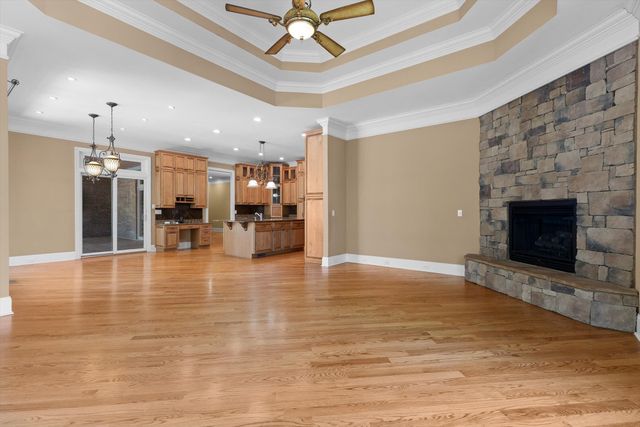 9369 Crystal Brook Drive, Apison, TN 37302