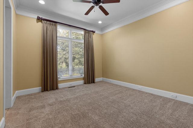 9369 Crystal Brook Drive, Apison, TN 37302