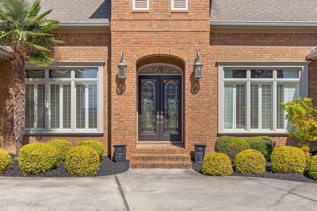 9369 Crystal Brook Drive, Apison, TN 37302