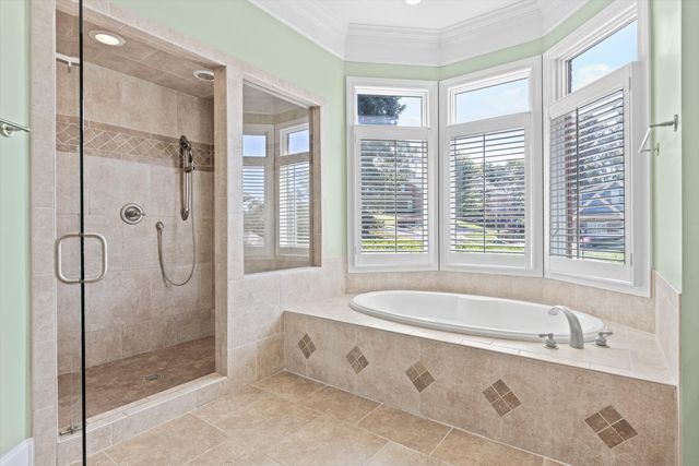 9369 Crystal Brook Drive, Apison, TN 37302