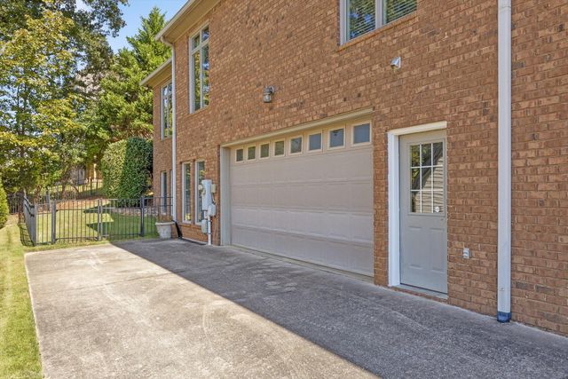 9369 Crystal Brook Drive, Apison, TN 37302
