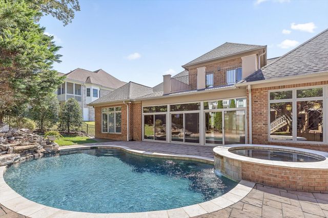 9369 Crystal Brook Drive, Apison, TN 37302