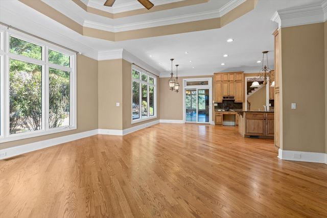 9369 Crystal Brook Drive, Apison, TN 37302