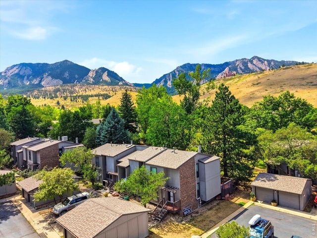 1345 Bear Mountain Dr B, Boulder, CO 80305