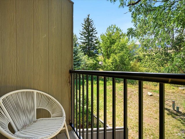1345 Bear Mountain Dr B, Boulder, CO 80305