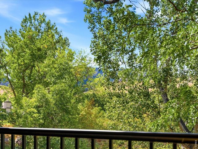 1345 Bear Mountain Dr B, Boulder, CO 80305