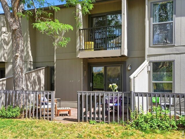 1345 Bear Mountain Dr B, Boulder, CO 80305