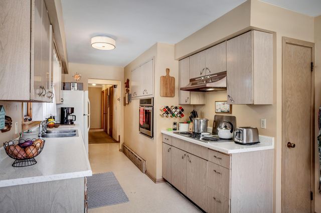 1815 Pleasant Avenue, South Saint Paul, MN 55075