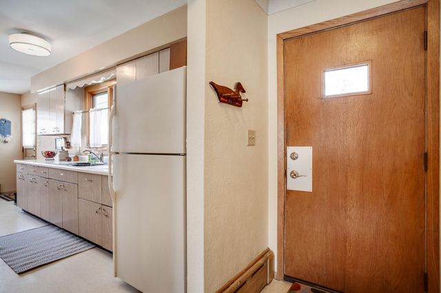 1815 Pleasant Avenue, South Saint Paul, MN 55075