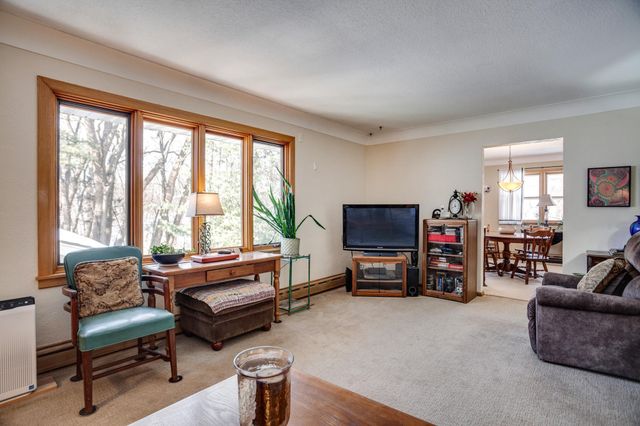 1815 Pleasant Avenue, South Saint Paul, MN 55075