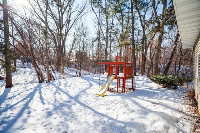 1815 Pleasant Avenue, South Saint Paul, MN 55075