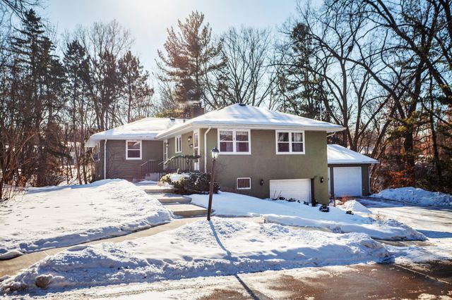 1815 Pleasant Avenue, South Saint Paul, MN 55075