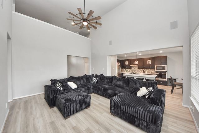 16735 Rockwall Street, Conroe, TX 77303