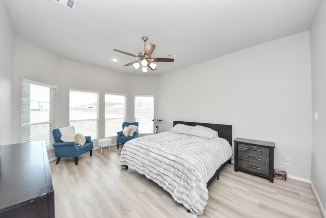 16735 Rockwall Street, Conroe, TX 77303