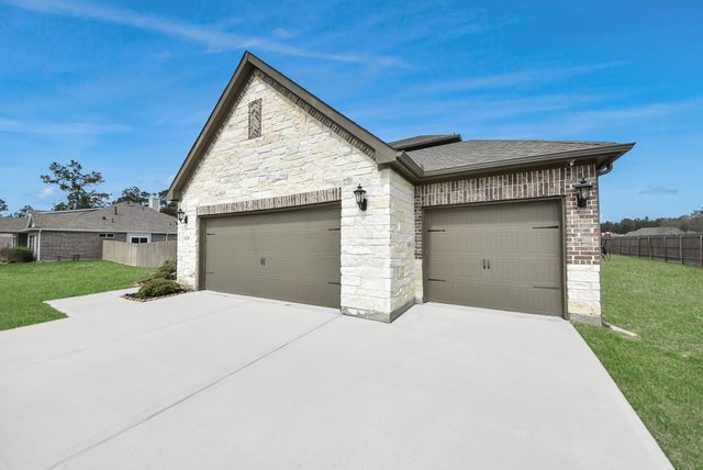 16735 Rockwall Street, Conroe, TX 77303