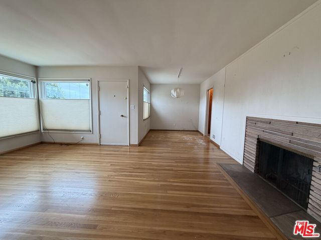 12207 Palms Boulevard, Los Angeles, CA 90066