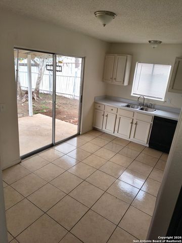 108 Green Meadows St, Converse, TX 78109