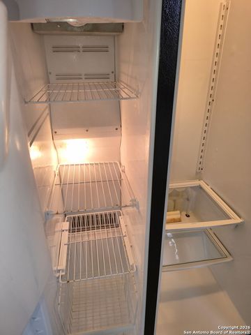 108 Green Meadows St, Converse, TX 78109