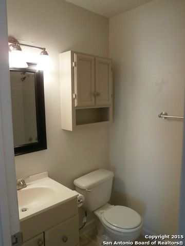 108 Green Meadows St, Converse, TX 78109