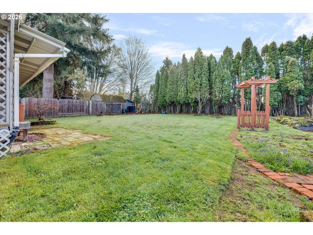 9430 Sw INEZ St, Portland, OR 97224