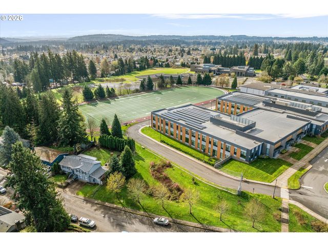 9430 Sw INEZ St, Portland, OR 97224