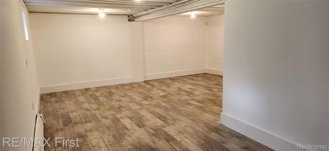 23844 Republic Avenue S, Oak Park, MI 48237