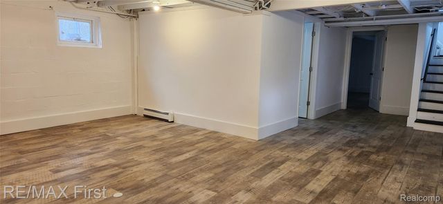 23844 Republic Avenue S, Oak Park, MI 48237