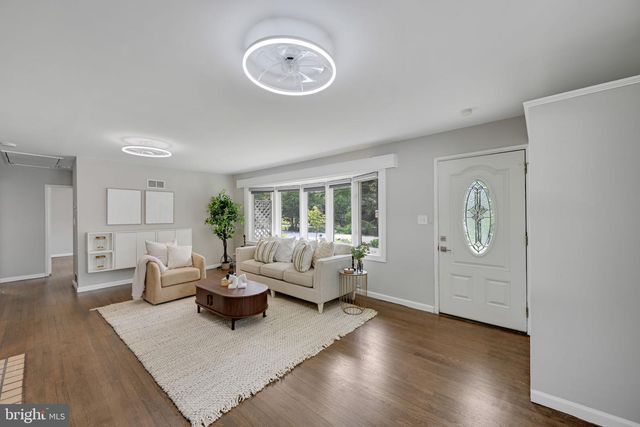 2304 TECUMSEH ST, Hyattsville, MD 20783