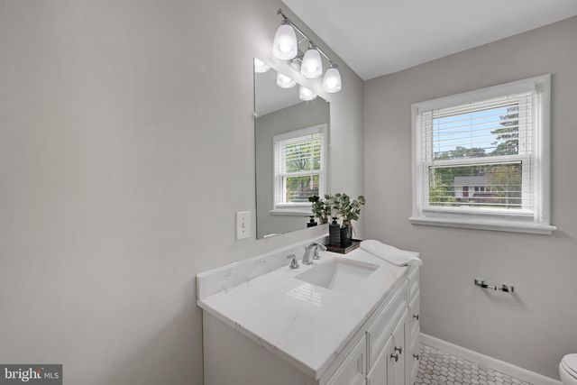 2304 TECUMSEH ST, Hyattsville, MD 20783