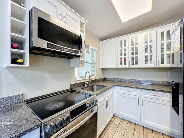 5602 ASTORIA PLACE, Orlando, FL 32808
