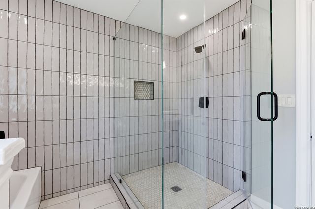 227 E Sunset Rd, San Antonio, TX 78209