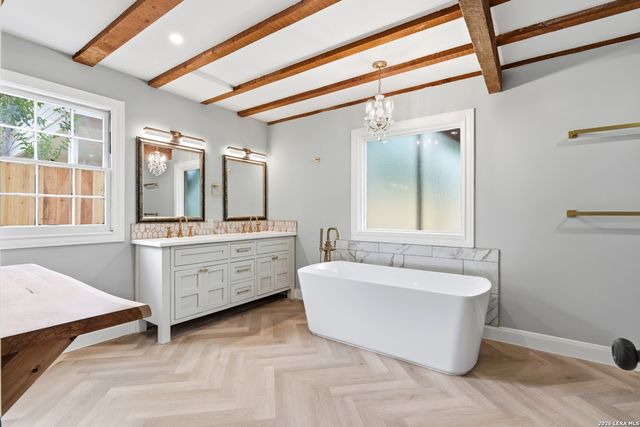 227 E Sunset Rd, San Antonio, TX 78209