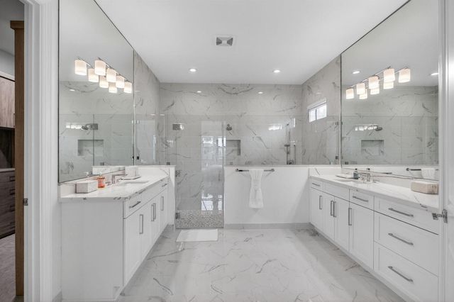 9249 Crestview Circle, Palm Beach Gardens, FL 33412