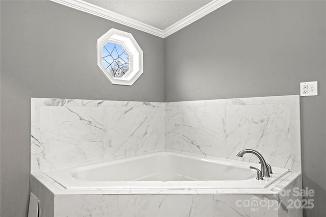 5136 Southbrook Drive, Kings Mountain, NC 28086