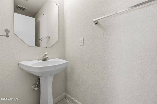 4634 E HOPI Avenue, Mesa, AZ 85206