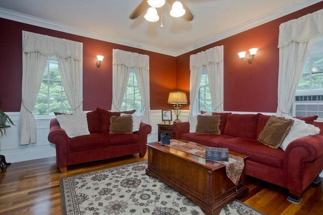 197 Bumstead Rd, Monson, MA 01057