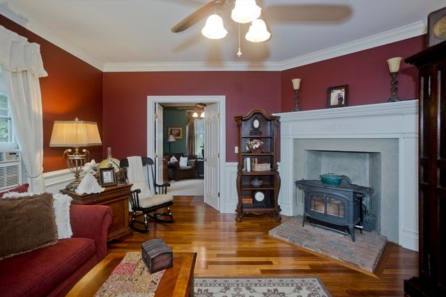 197 Bumstead Rd, Monson, MA 01057